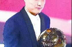 关于武磊再度上演帽子戏法，拜仁后防线成筛子！的信息